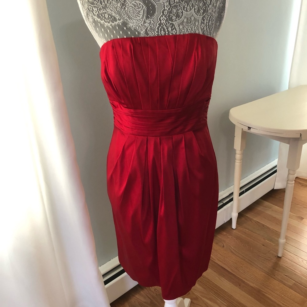 Stunning red satin strapless dress!